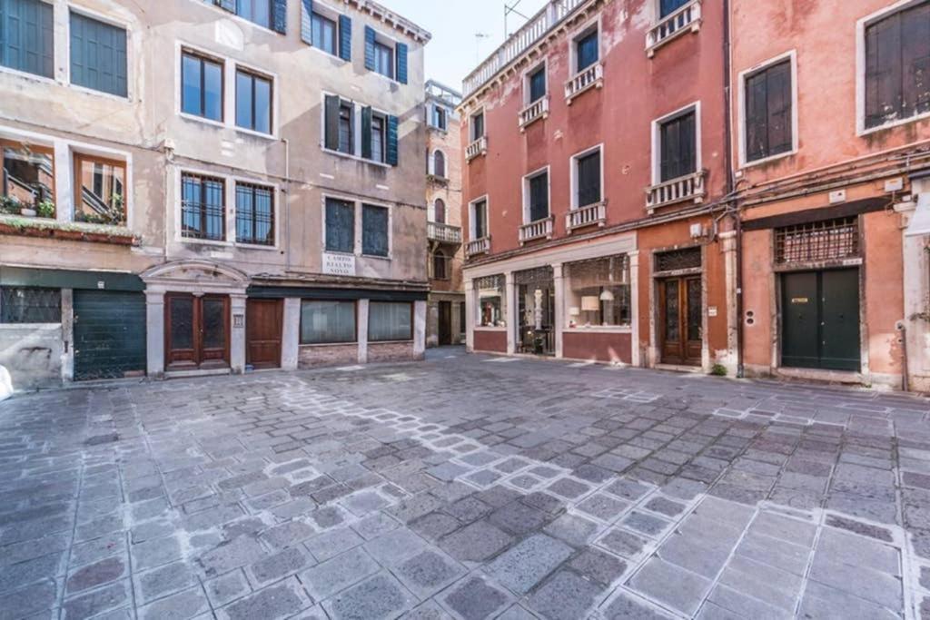 Rialto Apartment With Canal Grande View Venecia Exterior foto