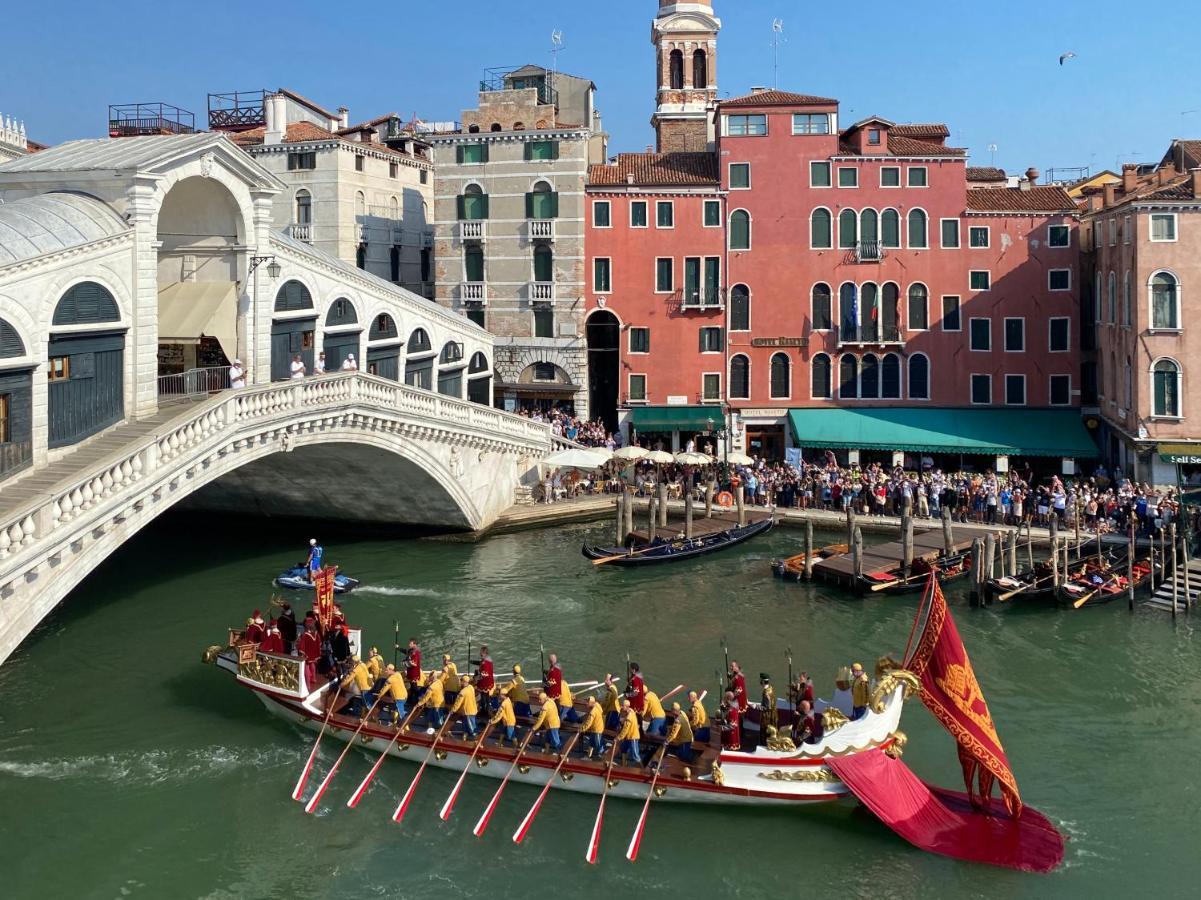 Rialto Apartment With Canal Grande View Venecia Exterior foto